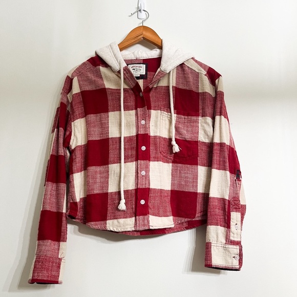 American Eagle Outfitters Tops - American Eagle Cropped Button Up Hooded Red/White Plaid Shirt/ Jacket Size SP